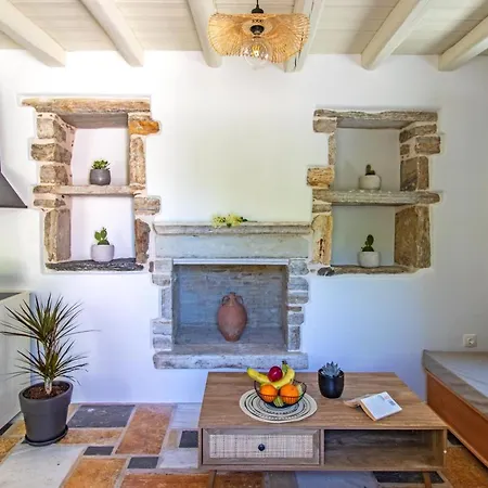 Serenity Village Aperathos