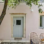 Serenity Village * Apérathos