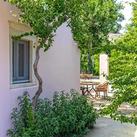 Serenity Village Appartement *