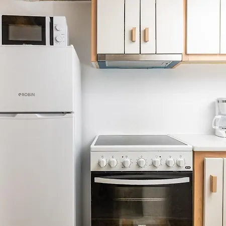 Serenity Village Apartman Apérathosz