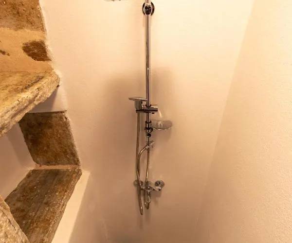 Serenity Village Apérathos