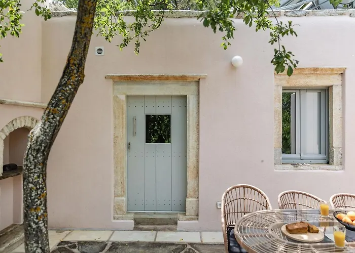 Serenity Village * Apérathos