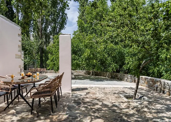 公寓 Serenity Village Apérathos